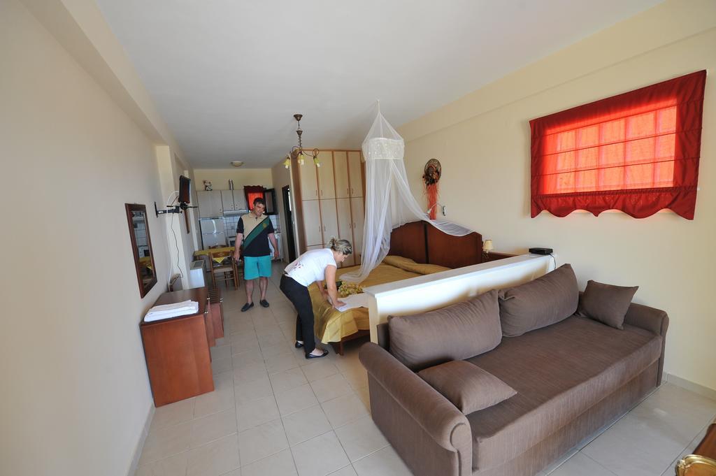 Koronisia Apartments Habitación foto